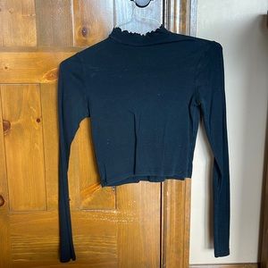 Brandy Melville cropped turtle neck
